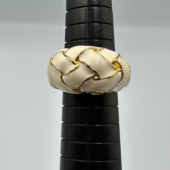 Vintage Kenneth Jay Lane Jewelry Set Gold Tone Cream Ring Clip-On Earrings - Picture 10 of 16